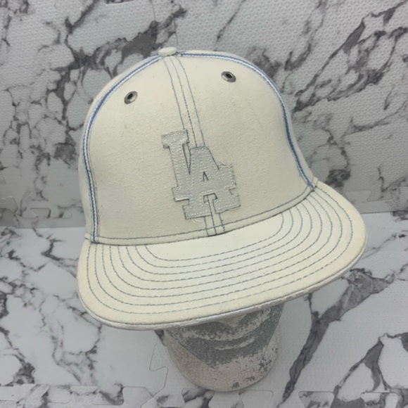 Men's New Era Cap Vintage Off White | Sky Blue 59Fifty Hat NWT - Picture 1 of 6